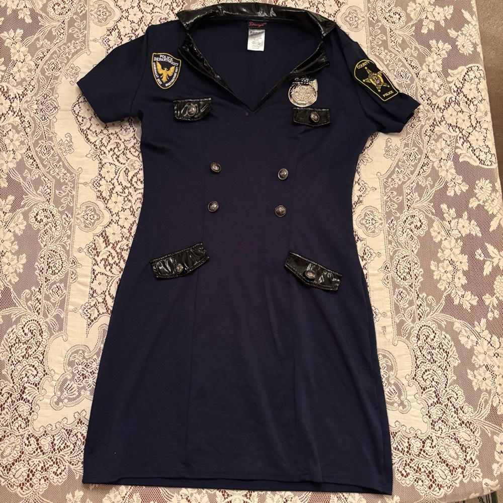 dreamgirl sexy cop costume size large